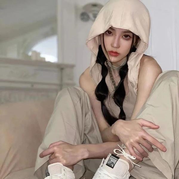 《热辣小红帽》